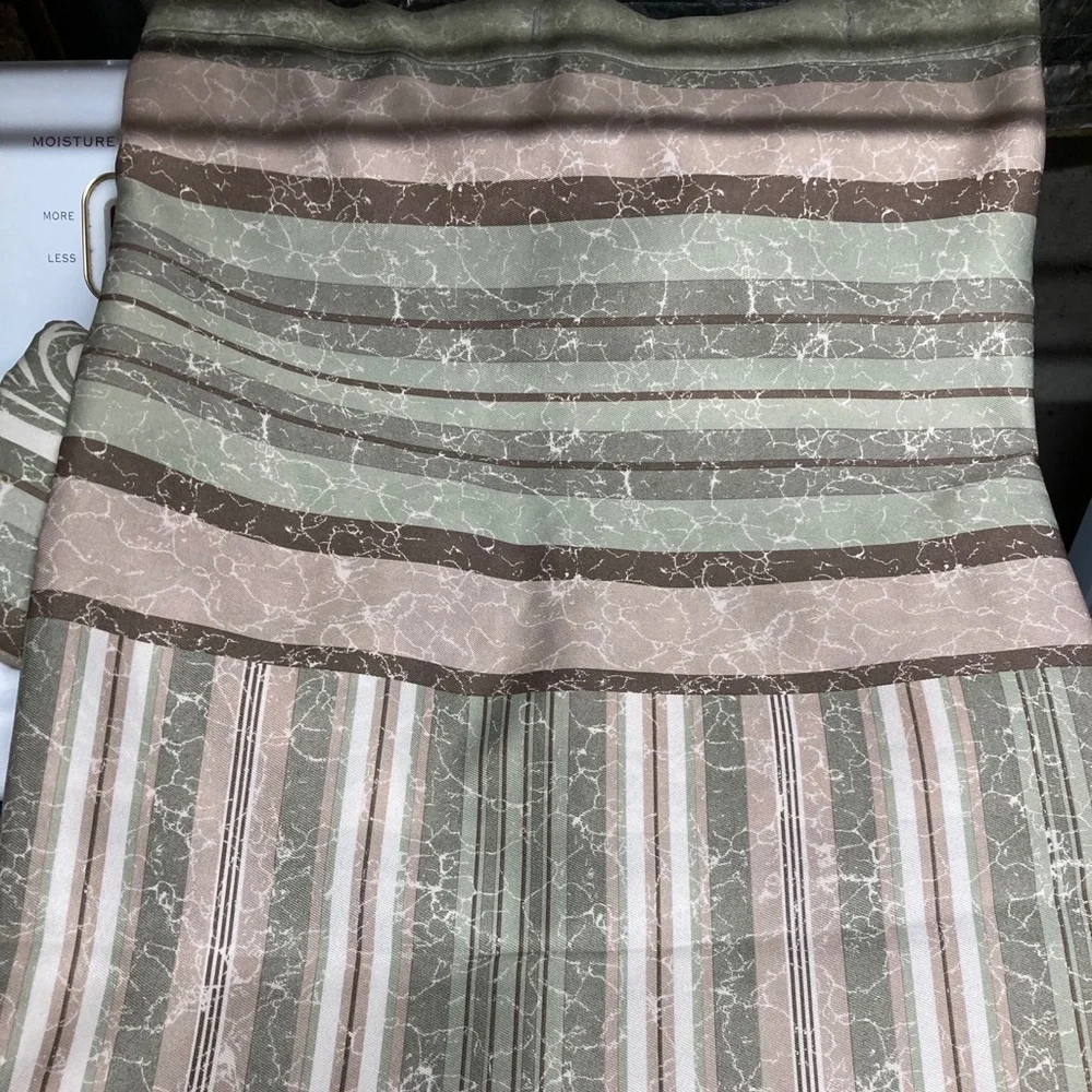 Reversible Shower Curtain